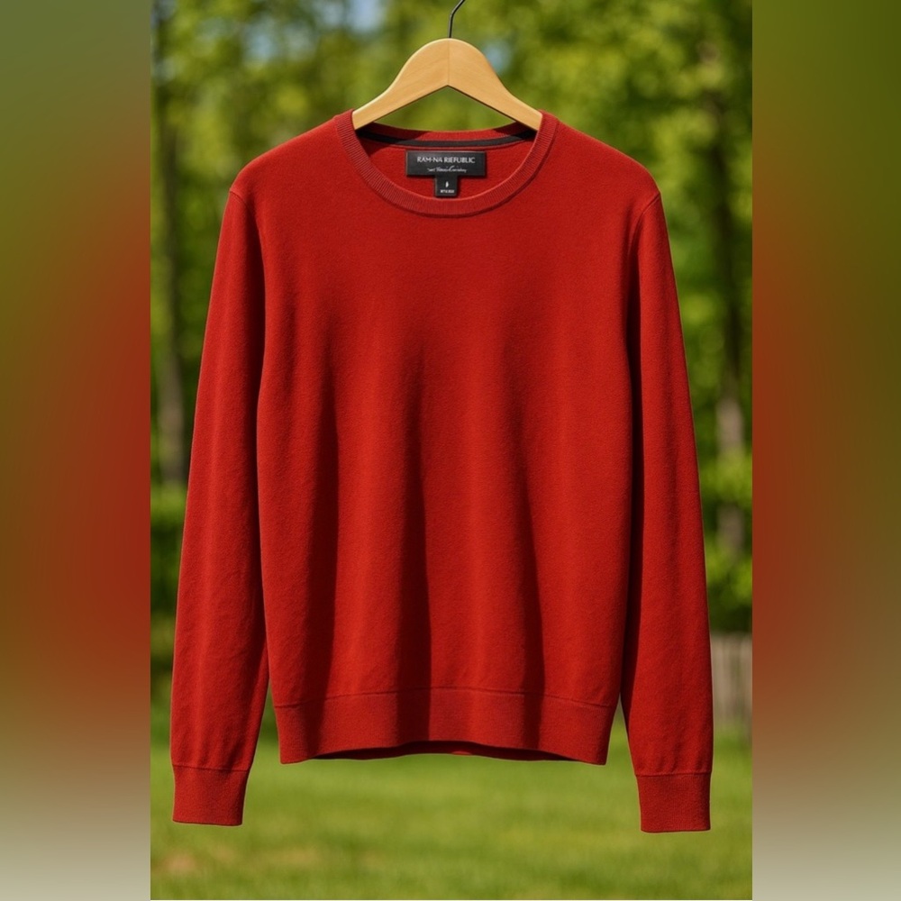 Banana Republic Men's Vibrant Red Crewneck Sweater